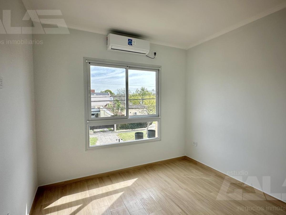 Casa PH en Ituzaingó 5 Ambientes con Patio y Parrilla, 4 Dorm., 2 Baños 1