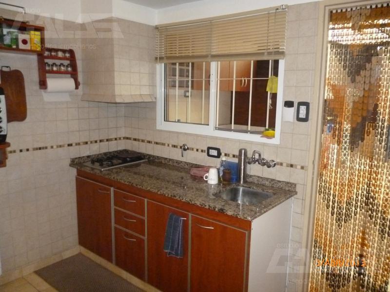Losa y Vivienda a 5 Cuadras de La Estación de S. A. de Padua 1