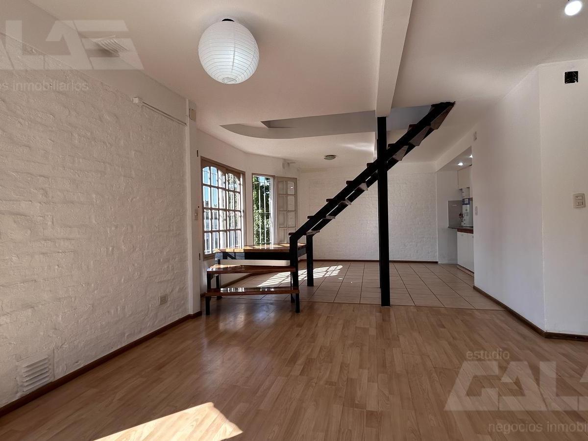 PH en Venta 2 Dorm. - Terraza - Cochera en Ituzaingó 3
