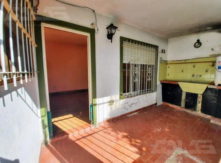 PH un dormitorio en alquiler - Ituzaingó Norte 2