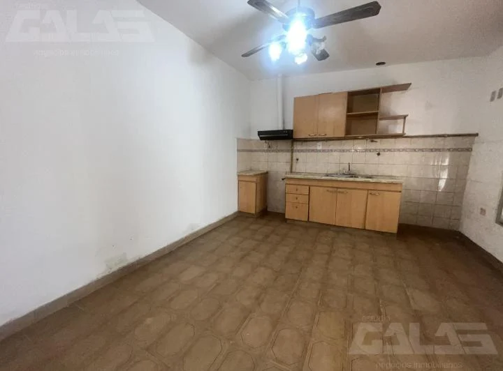 PH un dormitorio en alquiler - Ituzaingó Norte 3