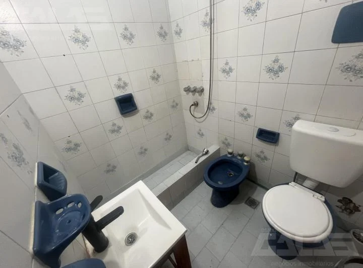 PH un dormitorio en alquiler - Ituzaingó Norte 4