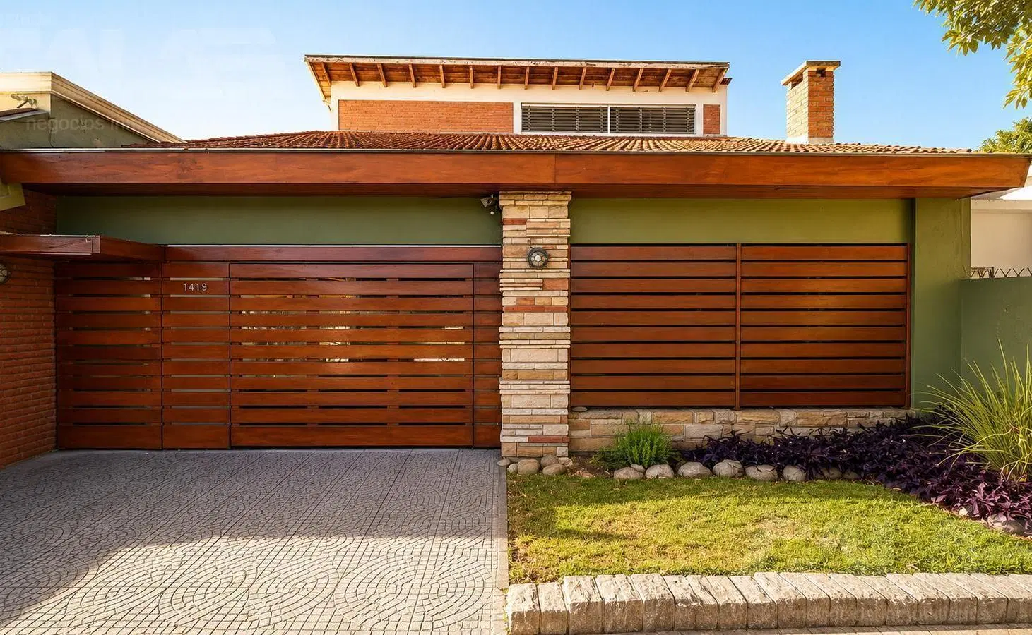 Casa en Venta 3 Dormitorios - Quincho - Jardin - Pileta en Castelar Norte 4