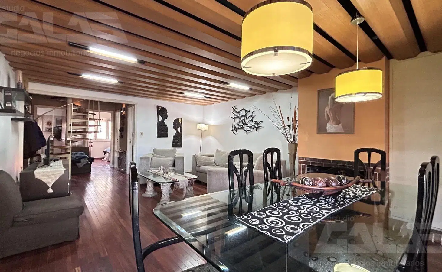 Casa en Venta 3 Dormitorios - Quincho - Jardin - Pileta en Castelar Norte 3