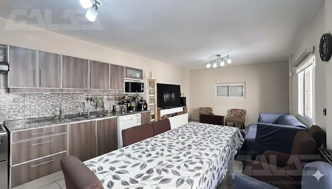 CASA | 5 AMBIENTES | QUINCHO | DEPTO INDEPENDIENTE | COCHERA DOBLE | ITUZAINGÓ NORTE 5