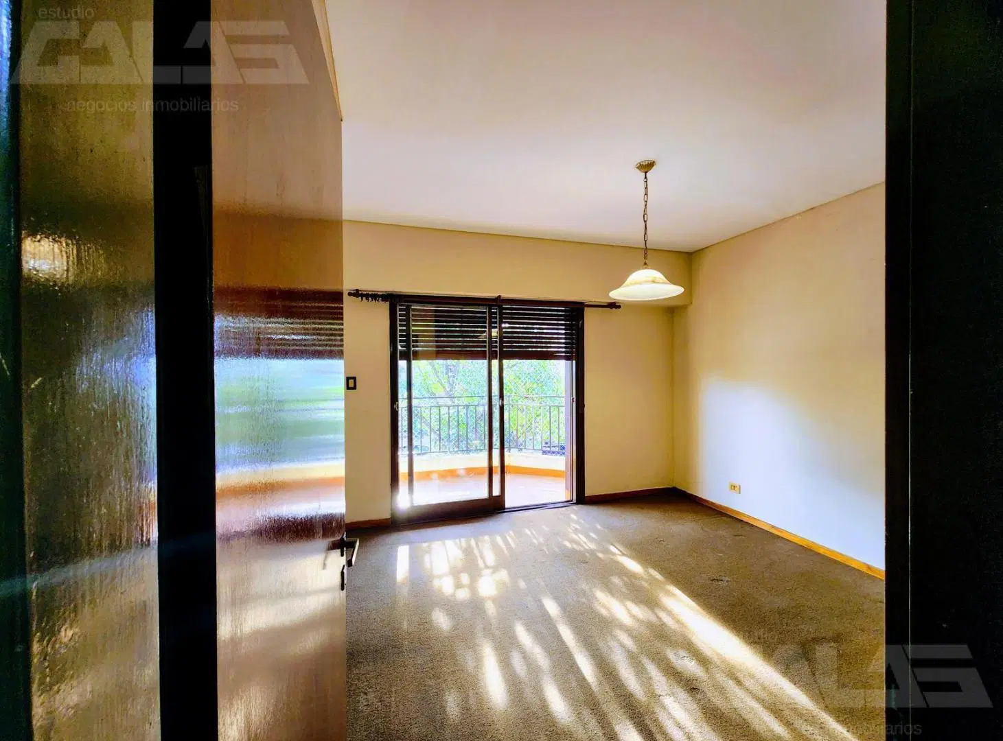 Venta de duplex de tres ambientes con cochera! 3