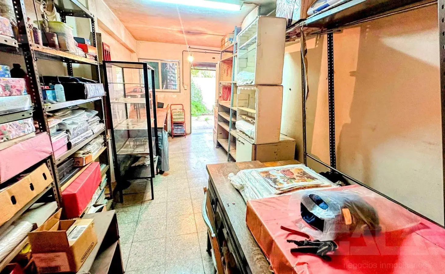 PH 3 en ambientes en una sola planta con patio y cochera, en Castelar Sur 2
