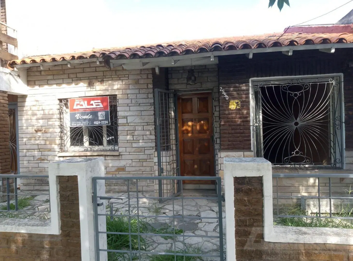 Chalet multifamiliar con amplio jardin y cocheras 4