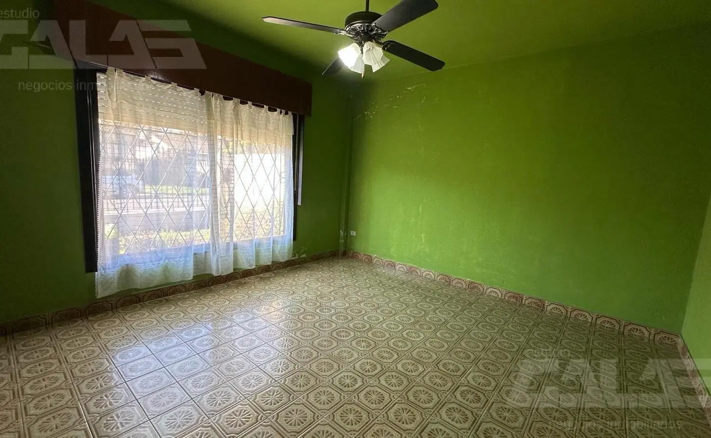 Casa 3 ambientes, lista para vivir con departamento independiente en Ituzaingó Norte 2