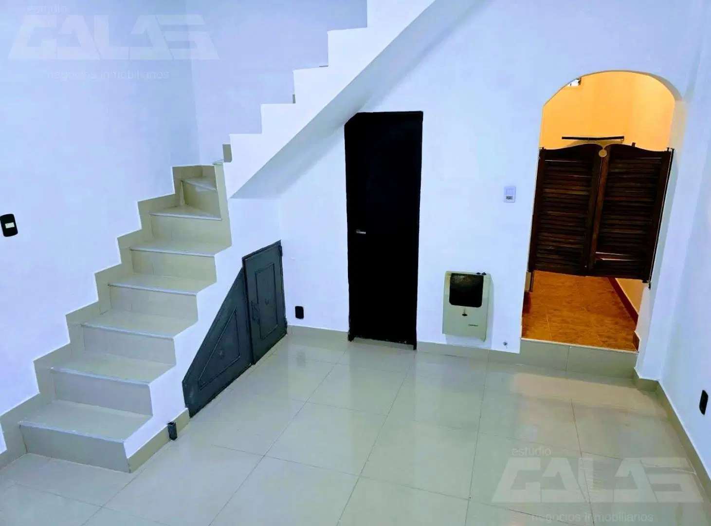 Hermoso dúplex 3 ambientes apto crédito en Castelar Norte, con terraza y excelente ubicación 3