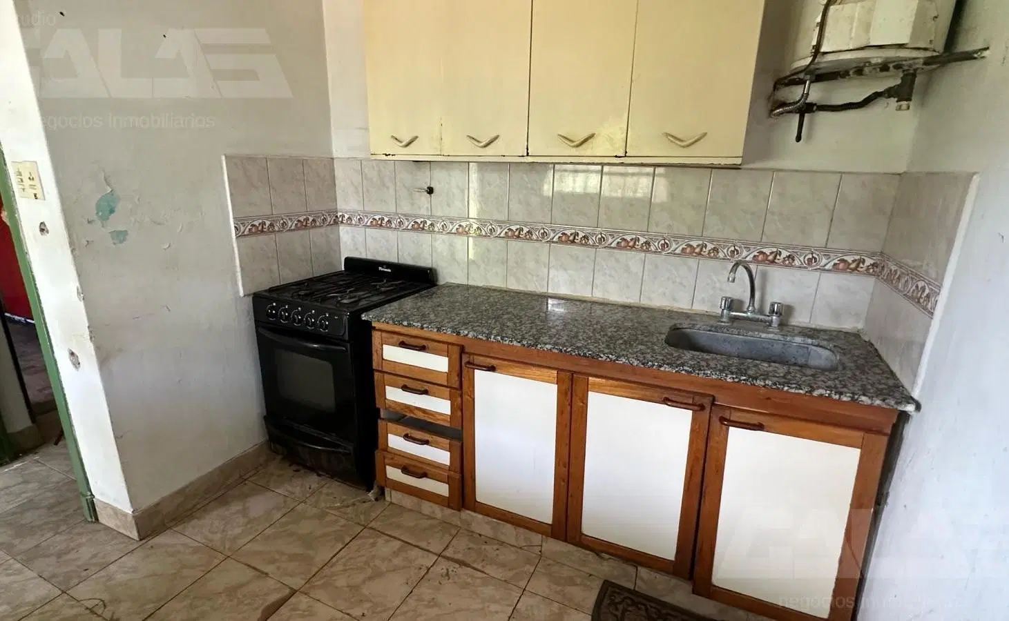 PH 3 ambientes con patio, en excelente ubicación-Ituzaingó norte 4