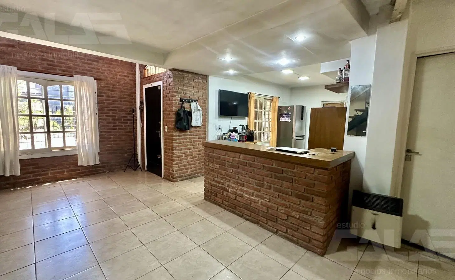 Casa en venta 4 ambientes con cochera en Ituzaingó Norte 4