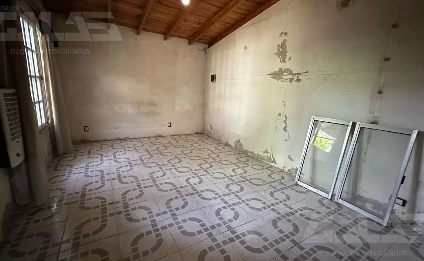 CASA | 6 AMBIENTES | A REFACCIONAR | GRAN POTENCIAL | COCHERA MÚLTIPLE | ITUZAINGÓ/PADUA 3