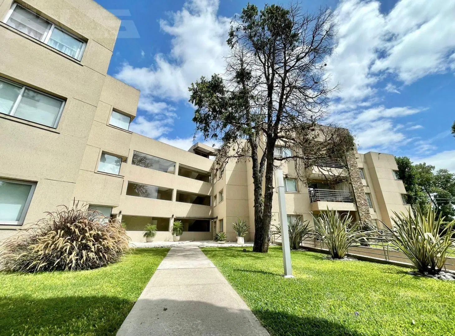 Hermoso depto. 3 amb. en Ituzaingó N. con amenities, cochera y seguridad en condominio premium 4