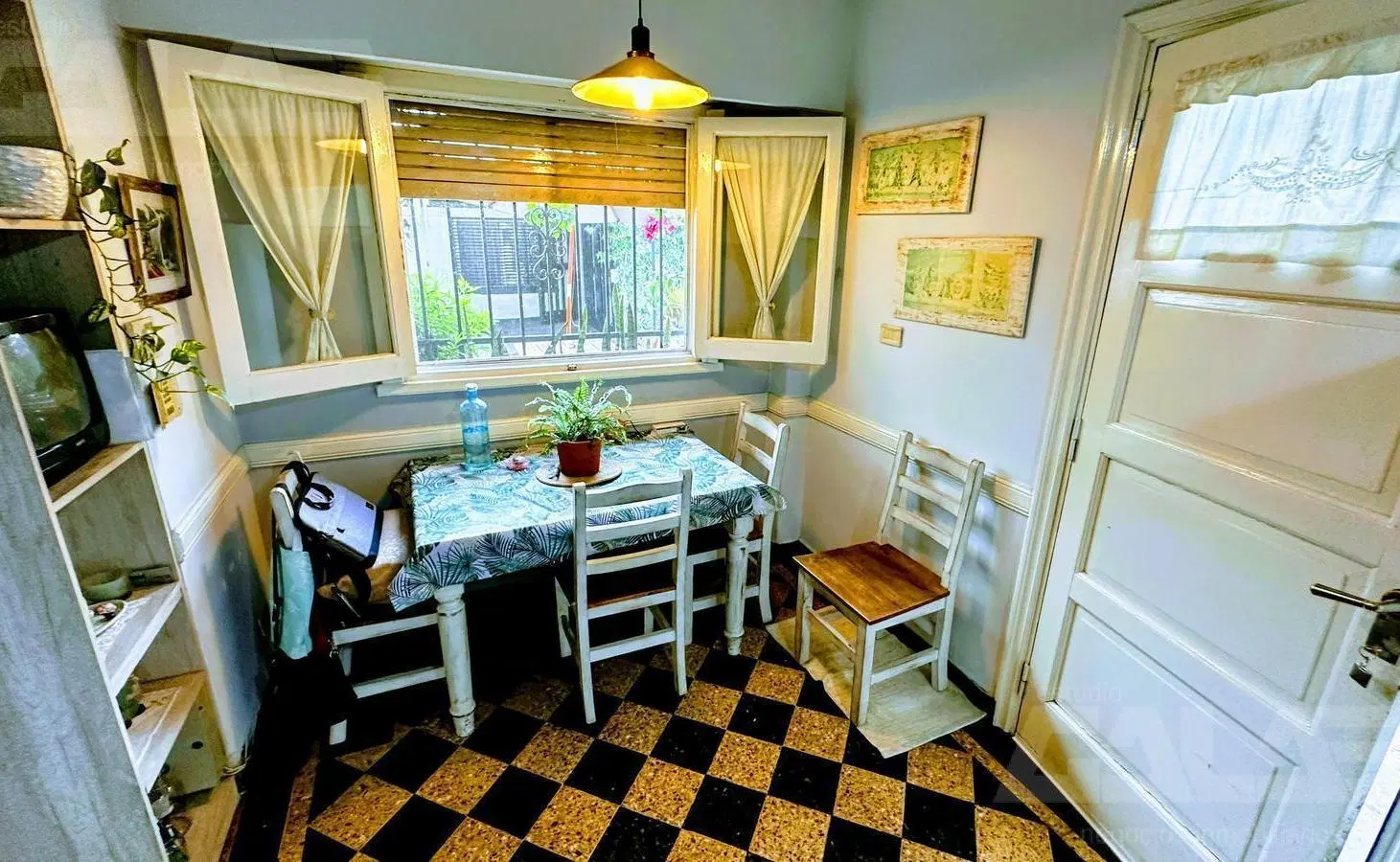 Casa 3 amb en Morón con parque, terraza y precio único, oportunidad de mercado   opción lote lindero 8