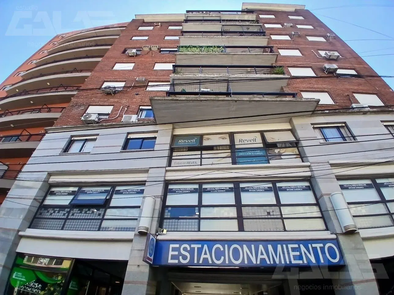 Departamento 2 ambientes en Torres Morón, pleno centro de la localidad 3