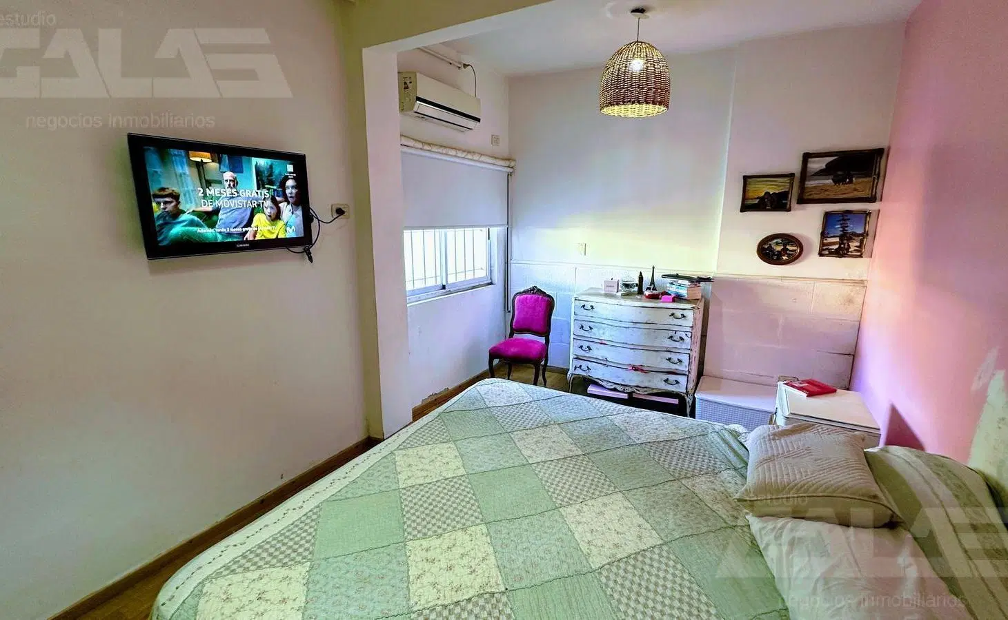 Casa con 3 dormitorios en la mejor zona de Castelar Norte: amplia, luminosa y con patio y terraza 3