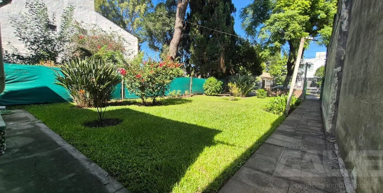 CASA | 4 AMBIENTES | LOTE 320 M² | OPORTUNIDAD PREMIUM | JARDÍN Y FONDO | ITUZAINGÓ NORTE 4
