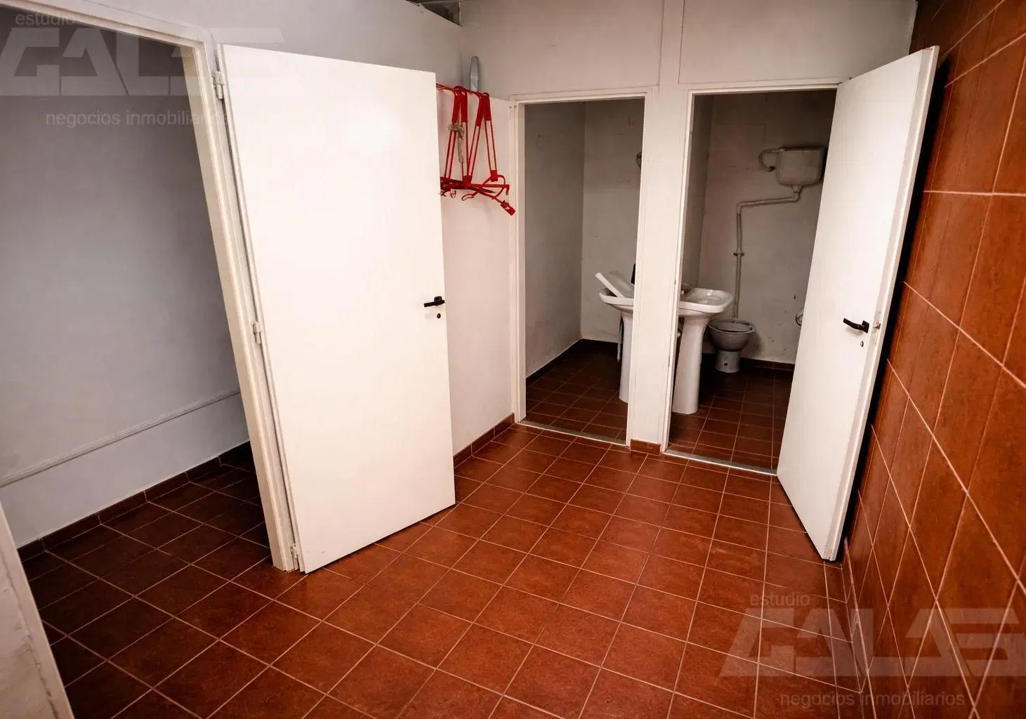 Local en venta - Ituzaingó - sobre calle Santa Rosa 4