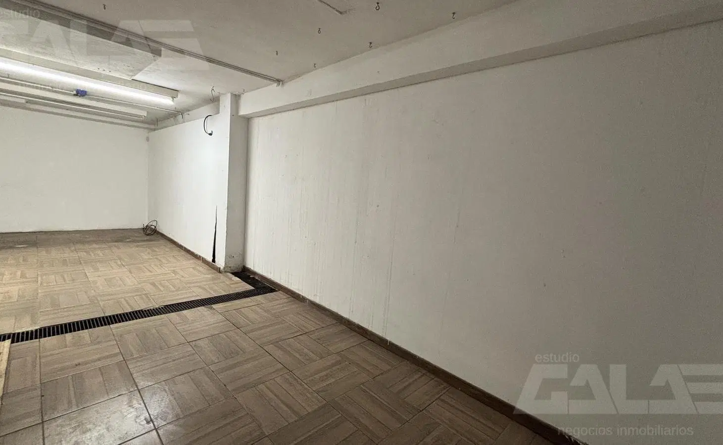 GALPÓN 280M2 | CORTINA AUTOMÁTICA | OFICINAS | SAN A. DE PADUA 4