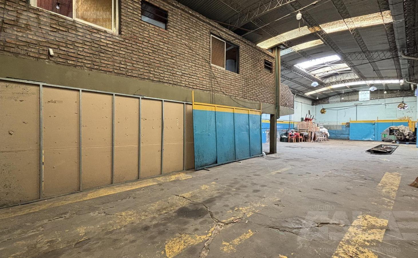 GALPÓN 280M2 | CORTINA AUTOMÁTICA | OFICINAS | SAN A. DE PADUA