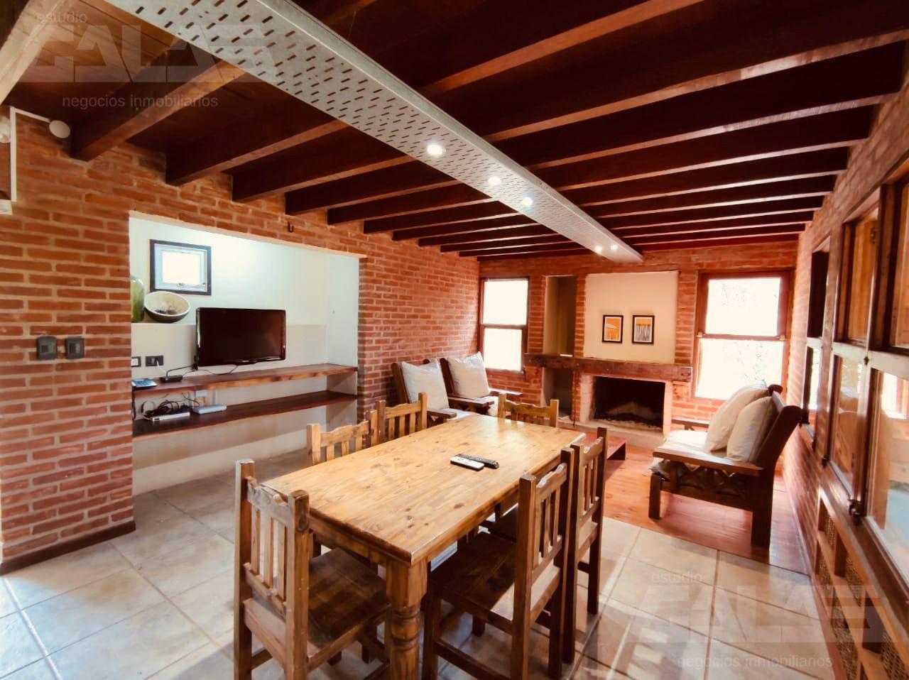 CASA | 3 AMBIENTES | DECK Y PARRILLA | LISTA PARA HABITAR | BOSQUE | MAR DE LAS PAMPAS