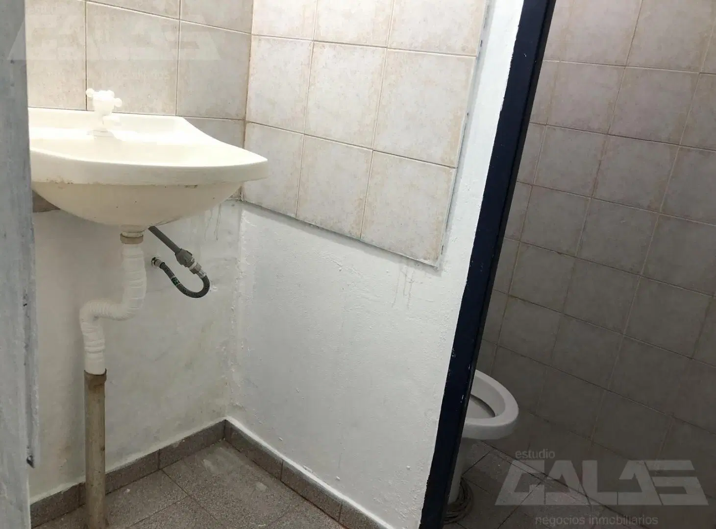 Local en alquiler 55 mts* - Baños - Ituzaingó centro - Ituzaingó Sur 5