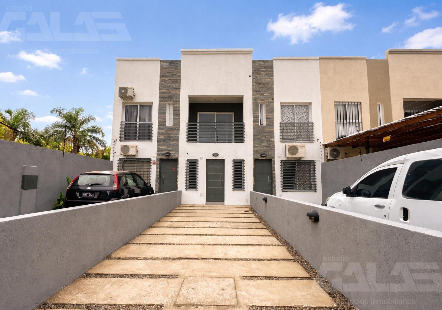 DÚPLEX | 3 AMBIENTES | PATIO CON PARQUE | IMPECABLE | COCHERA DOBLE | ITUZAINGÓ SUR