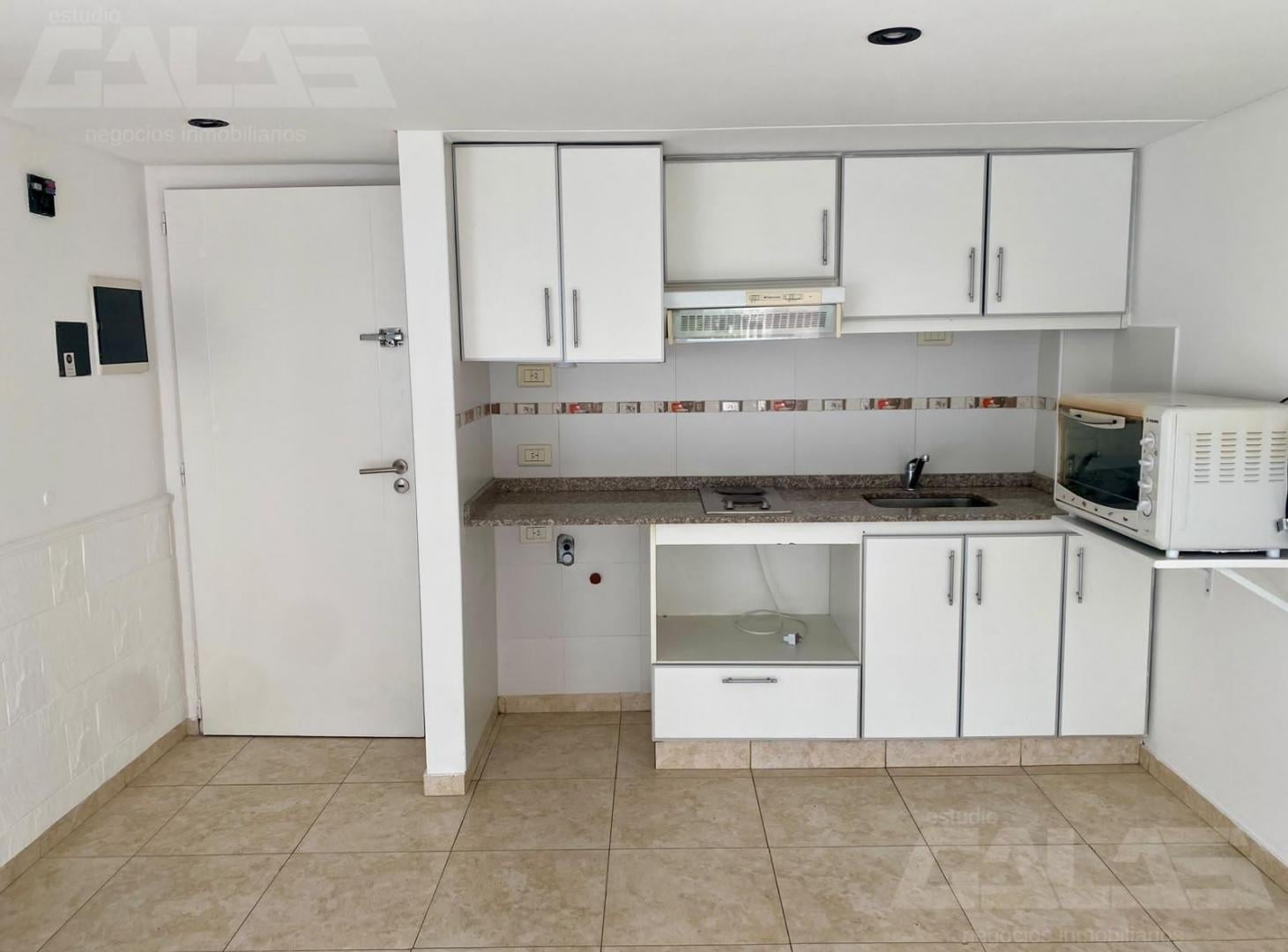 Foto de Muy lindo monoambiente y 1/2 en excelente zona de Castelar, imagen 5