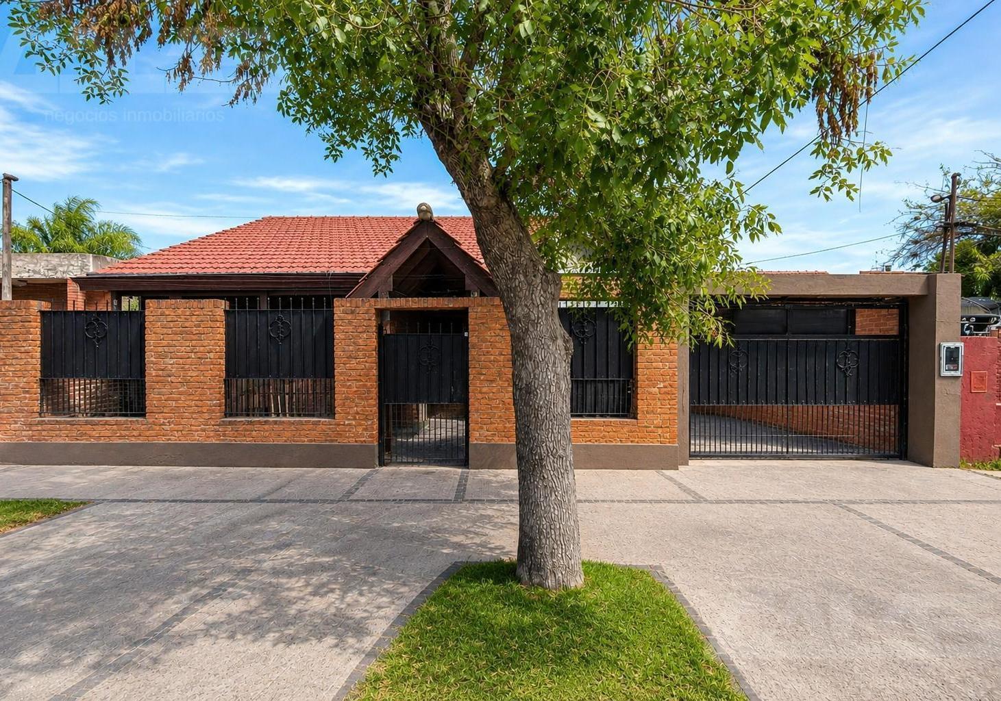 Foto de CASA | 4 AMBIENTES | PISCINA | QUINCHO | COCHERA | ITUZAINGÓ NORTE, imagen 4