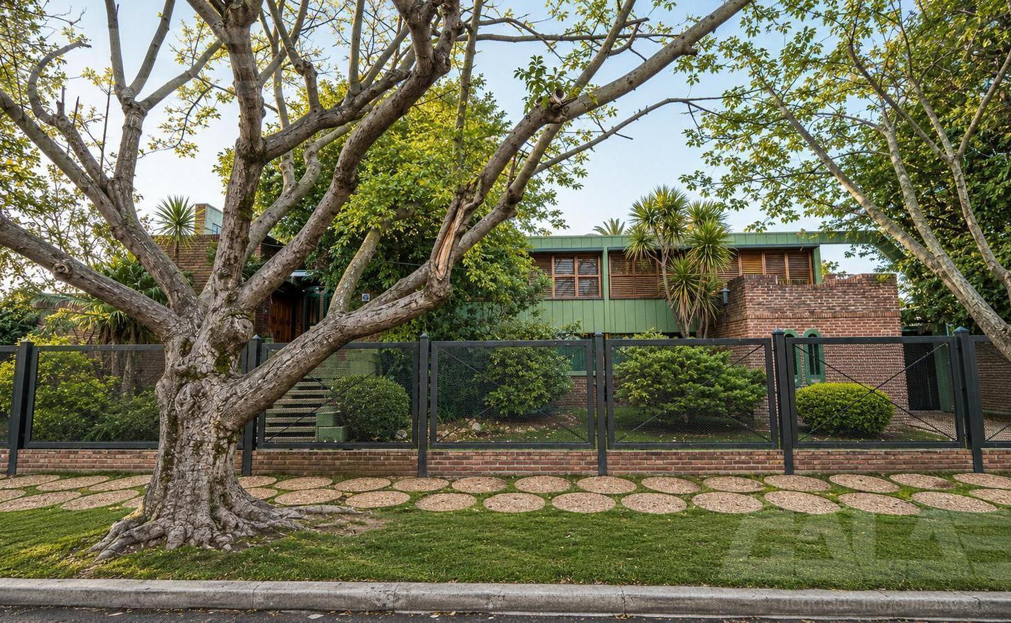 Foto de CASA | 5 AMBIENTES | PISCINA | LOTE 1335 M² | COCHERA | CASTELAR NORTE, imagen 5