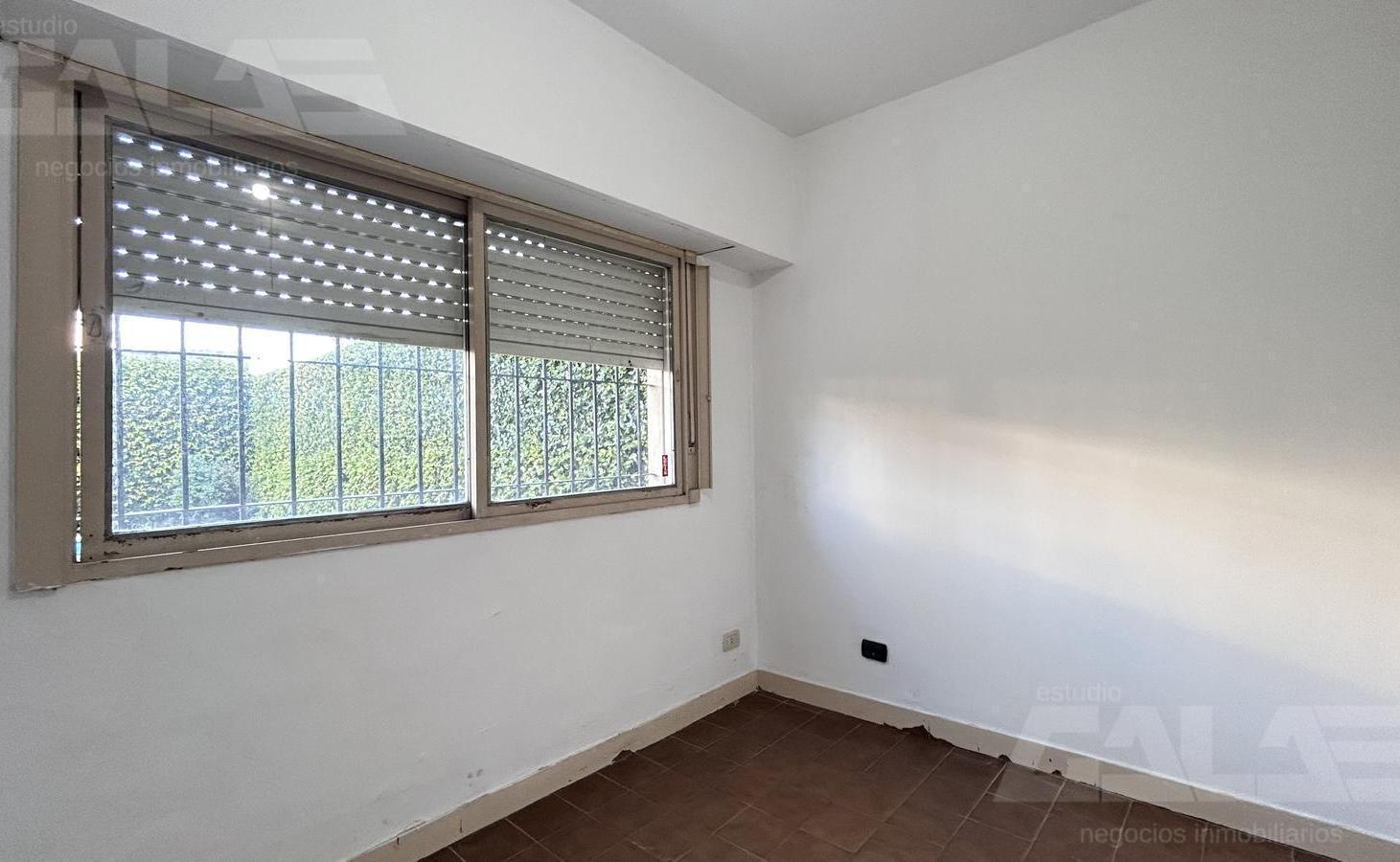 Foto de CASA | 6 AMBIENTES | PISCINA | LISTA PARA MUDARSE | COCHERA DOBLE |, imagen 3