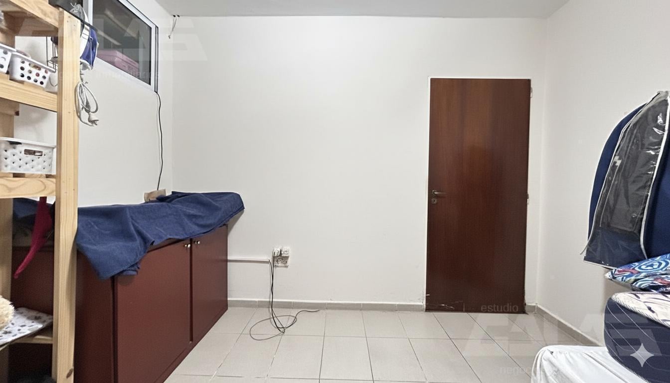 Foto de CASA | 5 AMBIENTES | QUINCHO | DEPTO INDEPENDIENTE | COCHERA DOBLE |, imagen 4