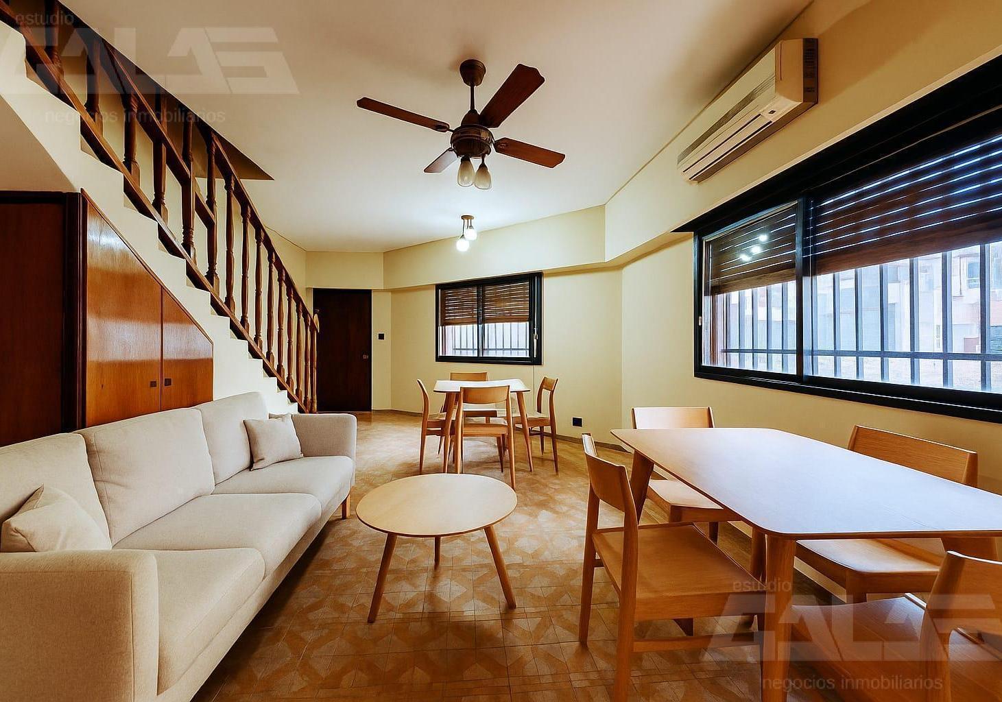 Foto de Venta de duplex de tres ambientes con cochera!, imagen 3