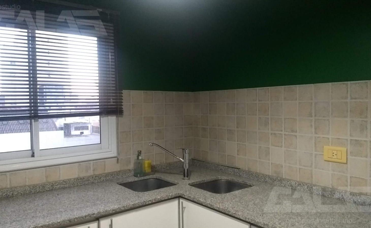 Foto de ALQUILER DEPARTAMENTO 2 AMBIENTES AMPLIOS Y LAVADERO EN CASTELAR NORTE, imagen 4