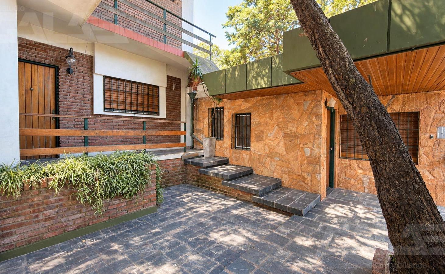 Foto de Casa en Ituzaingó, 5 ambientes, 3 dormitorios, amplio parque, imagen 4