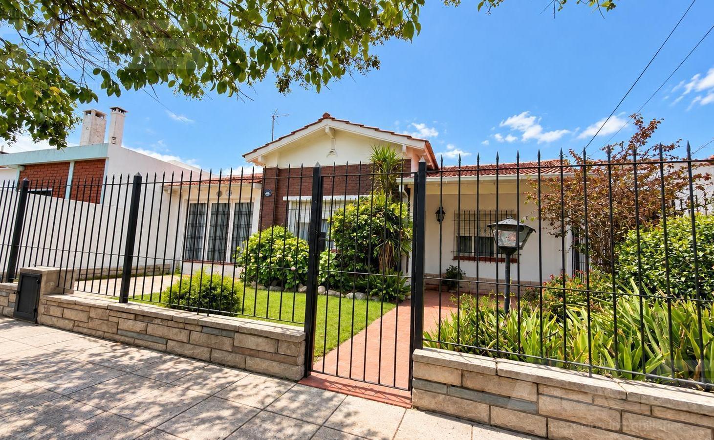 Foto de Casa en Ituzaingó Norte, chalet, 2 dormitorios, barrio ferroviario, imagen 2