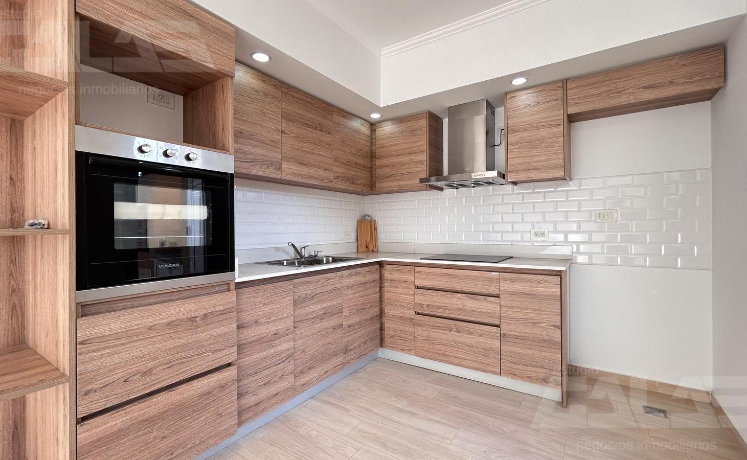 Foto de Casa en Venta | 5 Ambientes | Jardín | Parrilla | Complejo Cerrado |, imagen 3