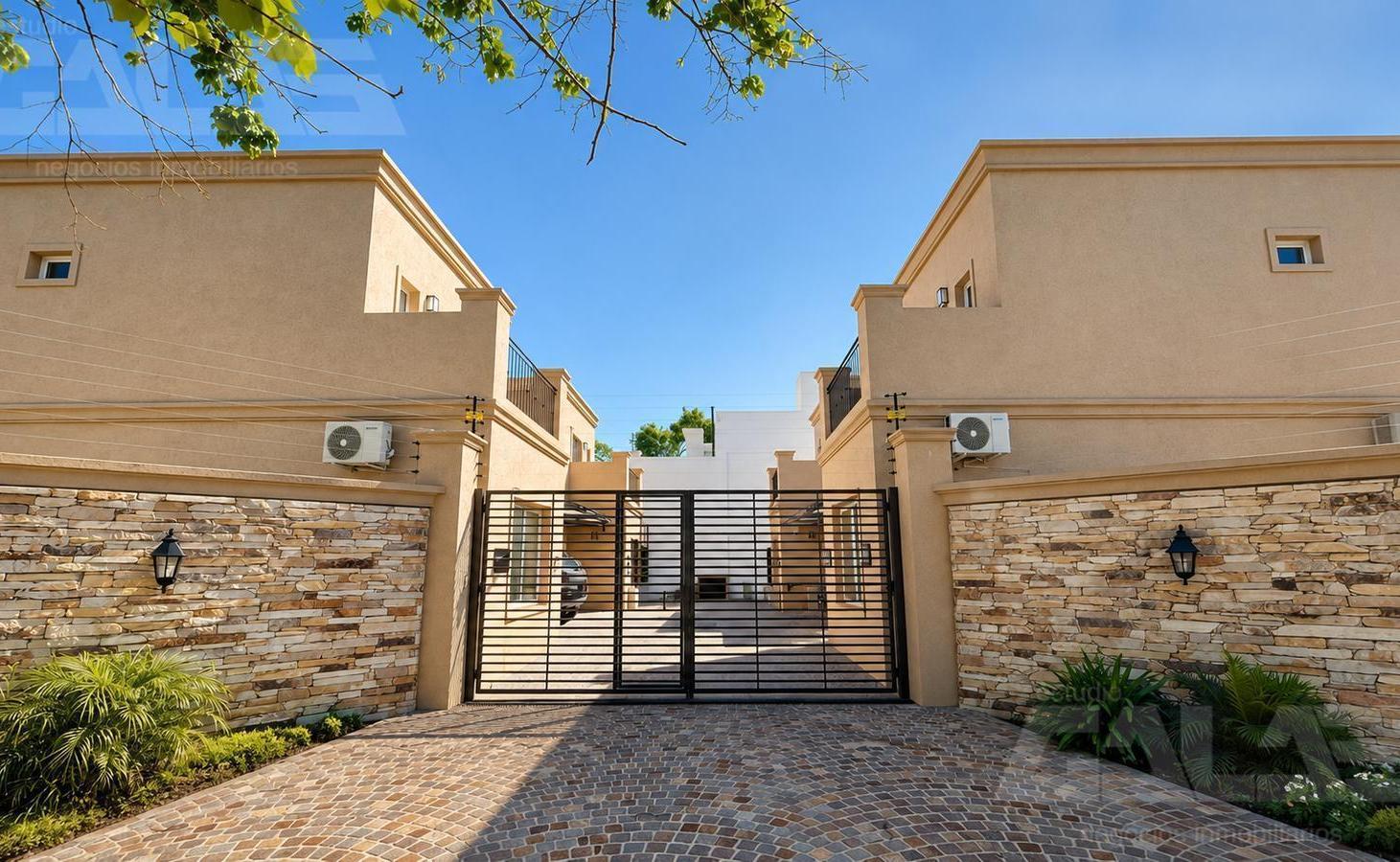 Foto de Casa en Venta | 5 Ambientes | Jardín | Parrilla | Complejo Cerrado |, imagen 1