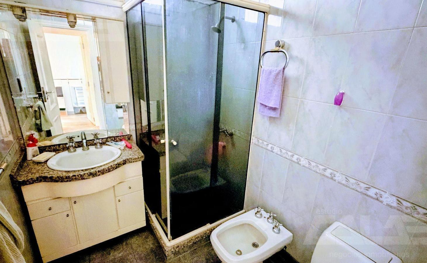 Foto de Excelente Casa 4 Amb Con Gran Parque, Parrilla, Quincho Y Cochera, imagen 4