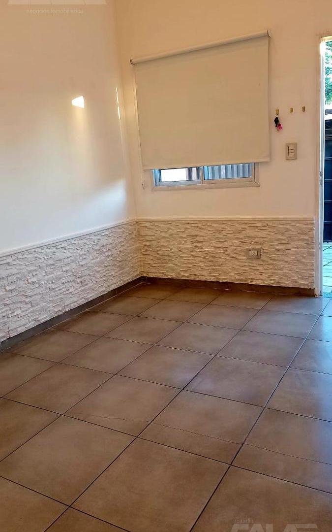 Foto de Impecable 2 ambientes en alquiler - Ituzaingó Sur, imagen 4