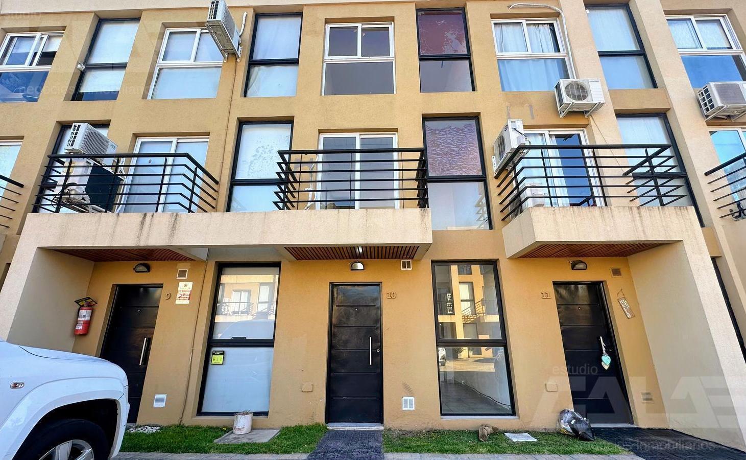 Foto de dúplex 4 ambientes / condominio/ Ituzaingó norte, imagen 4
