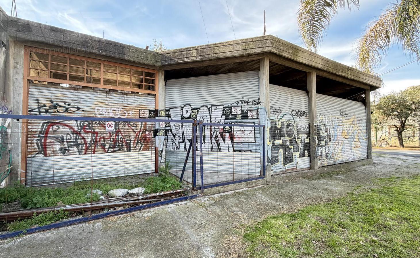 Foto de LOCAL | 186 M² | ESQUINA | LOSA PARA AMPLIAR | 3 BAÑOS | ITUZAINGÓ SUR, imagen 4