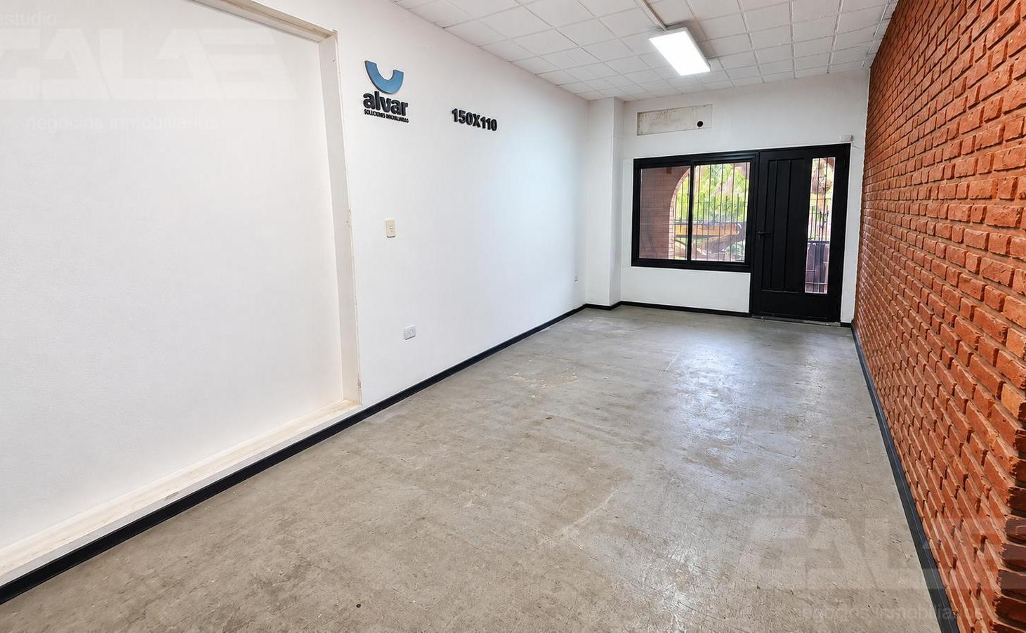 Foto de GALPÓN EN ALQUILER | 200 M2 CUBIERTOS | ENTREPISO EN U | ITUZAINGÓ NORTE, imagen 4