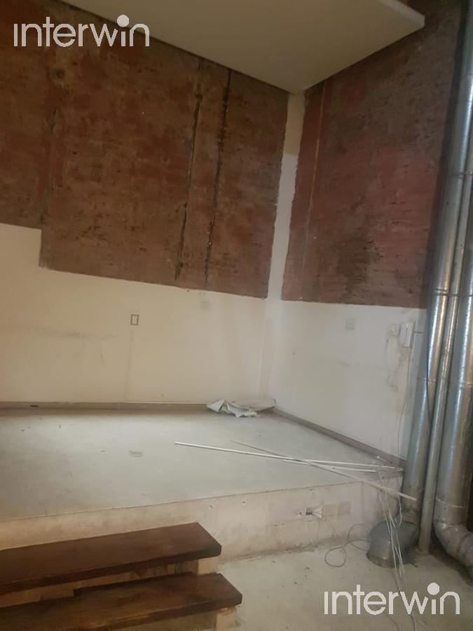 Excelente Petit Ho Local en Pb, 3 Pisos de Oficinas, 430 m² Tot. 4