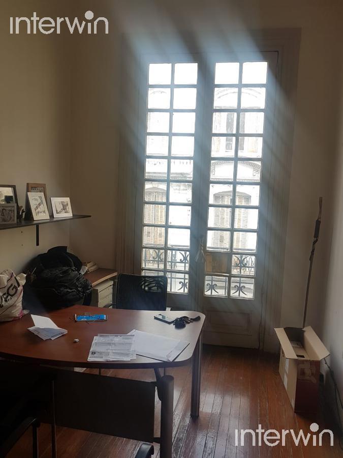 Excelente Petit Ho Local en Pb, 3 Pisos de Oficinas, 430 m² Tot. 4