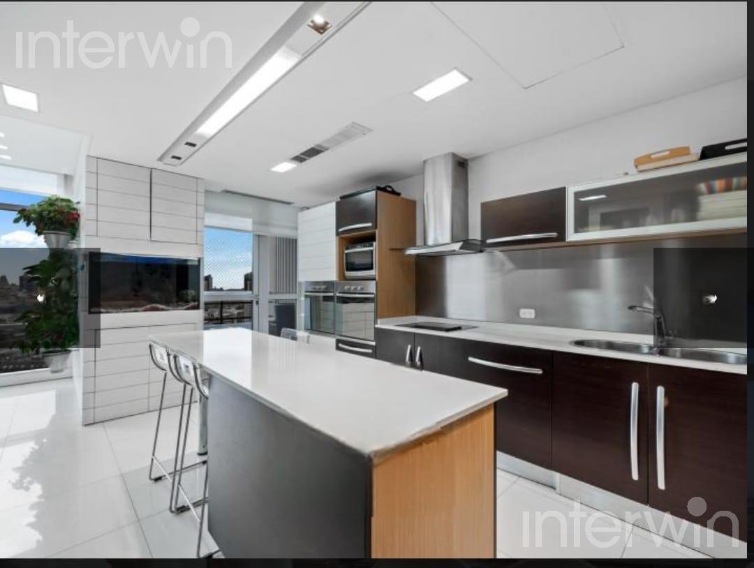 Duplex - 7 Ambientes con 3 Cocheras - Pto. Madero - Venta 5