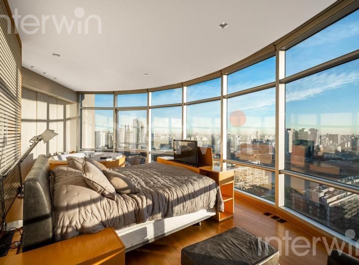 Duplex - 7 ambientes con 3 cocheras - Pto. Madero - VENTA 5