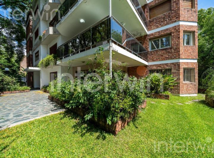 Departamento 5 ambientes -  tipo casa con jardín -  Belgrano R - VENTA 2