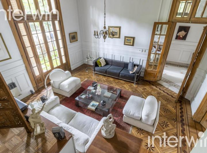 Casa de 8 amb., con piscina y 3 Cocheras. Belgrano - Venta 5